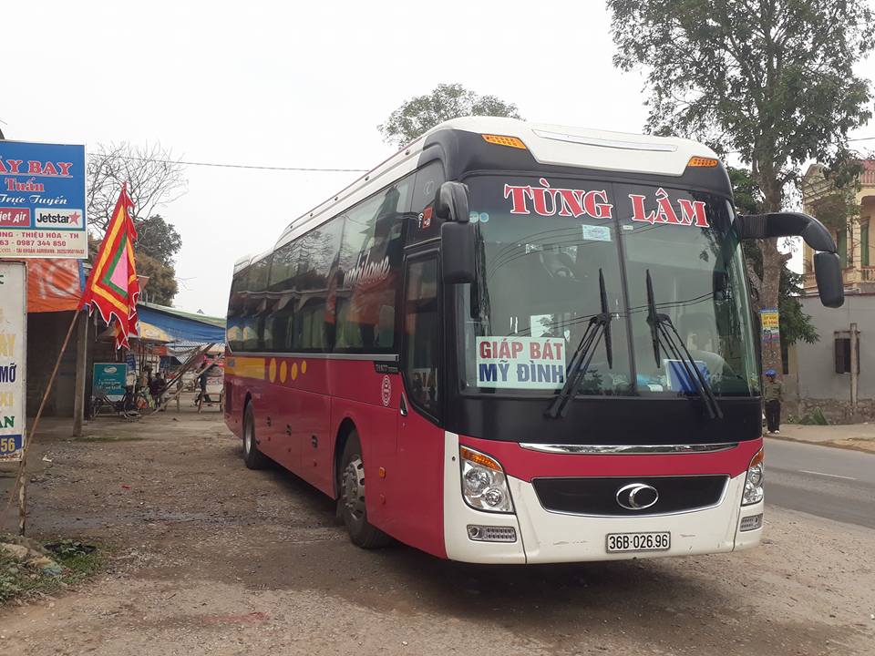 xe khach tung lam thieu hoa