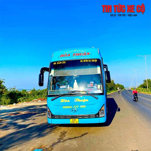 xe khách hòa thuận
